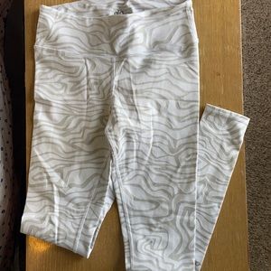 Alo Airbrush Leggings
